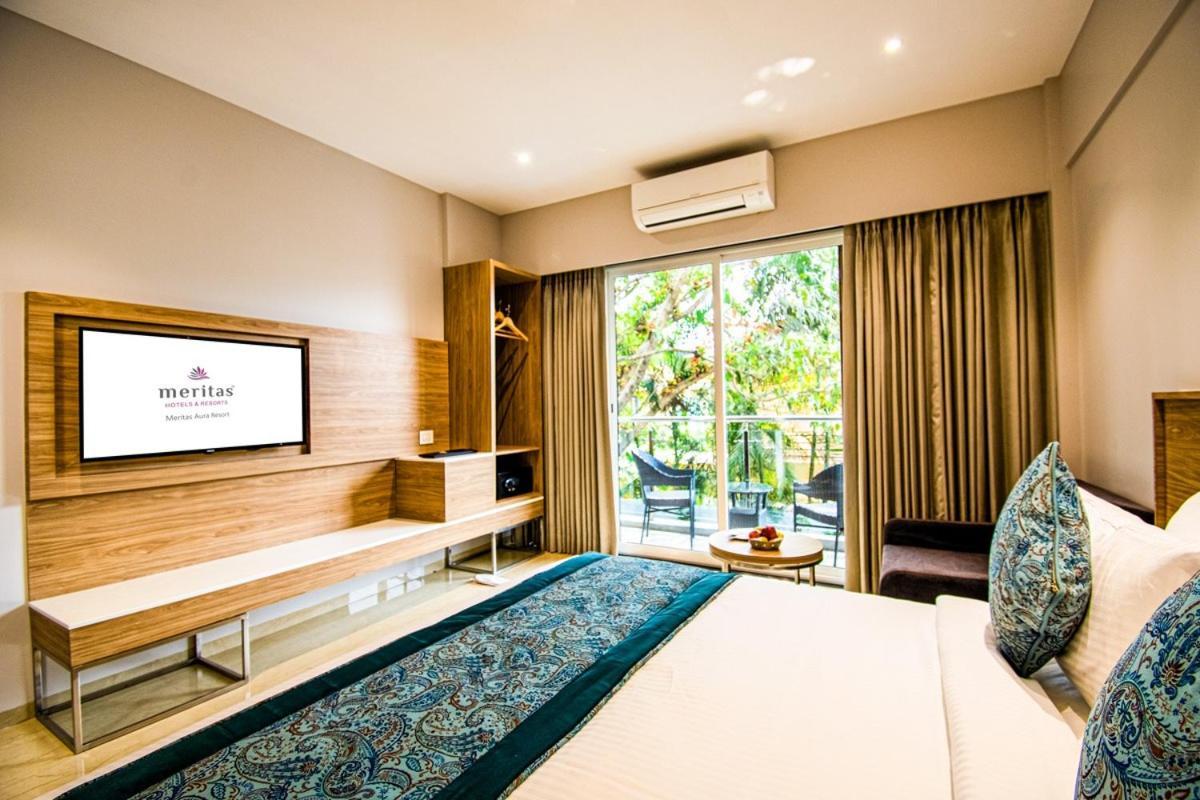 Meritas Aura Resort Lonavala Exteriör bild