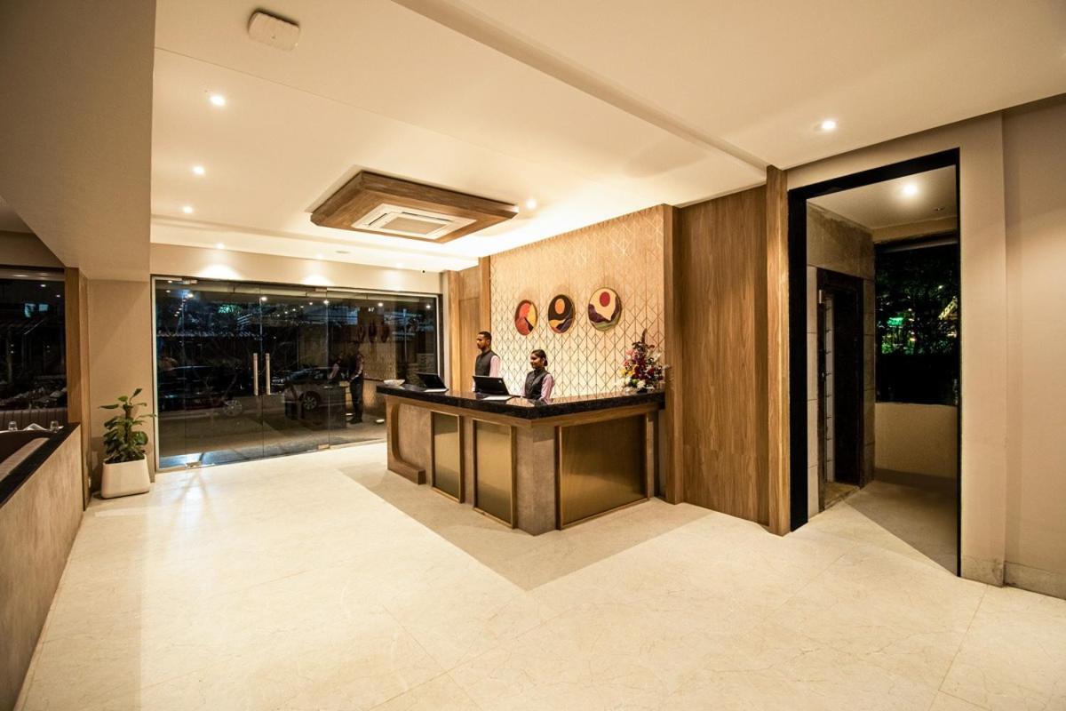 Meritas Aura Resort Lonavala Exteriör bild